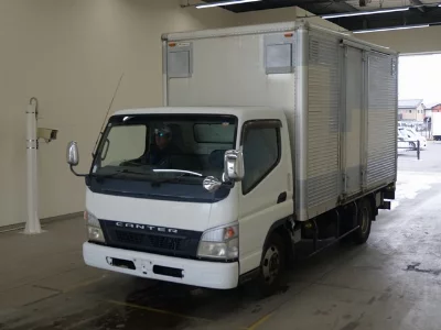 Mitsubishi Fuso Canter