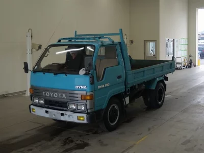 TOYOTA DYNA