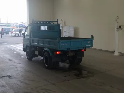 TOYOTA DYNA