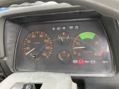 MITSUBISHI CANTER