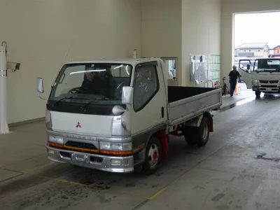 Mitsubishi Fuso Canter