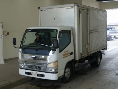 Mitsubishi Fuso Canter