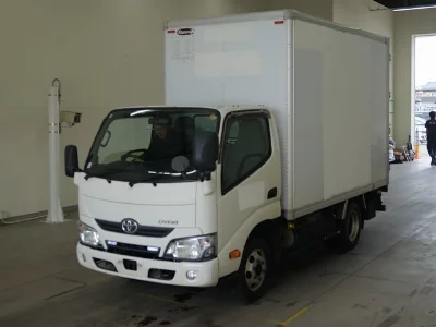 TOYOTA DYNA
