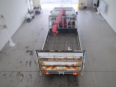 MITSUBISHI CANTER