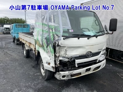 TOYOTA DYNA