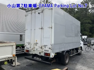 MITSUBISHI CANTER