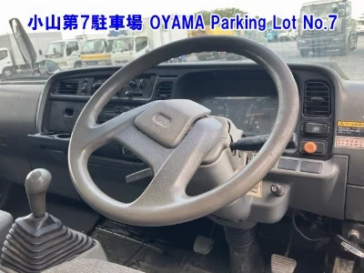 MITSUBISHI CANTER