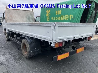 MITSUBISHI CANTER
