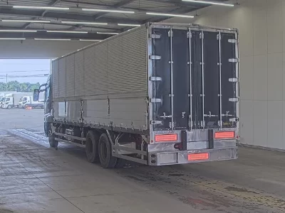 MITSUBISHI FUSO SUPER GREAT