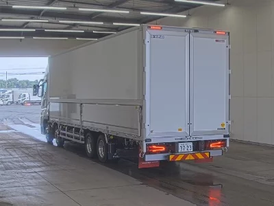 MITSUBISHI FUSO SUPER GREAT