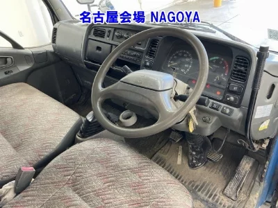 MITSUBISHI CANTER