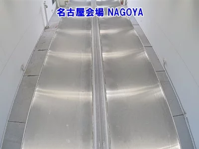 NISSAN UD