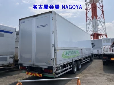 MITSUBISHI FUSO SUPER GREAT