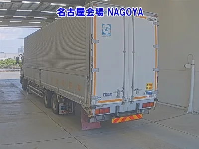 ISUZU GIGA