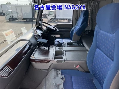ISUZU GIGA