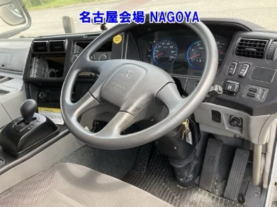 MITSUBISHI FUSO