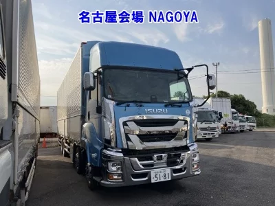 ISUZU GIGA