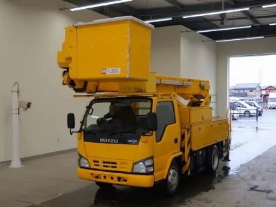 ISUZU ELF