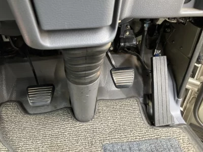 MITSUBISHI CANTER