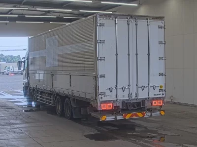 MITSUBISHI FUSO SUPER GREAT