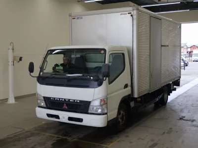 Mitsubishi Fuso Canter