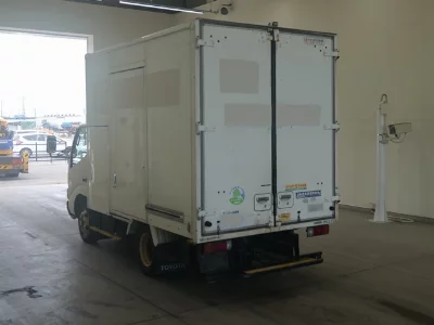 TOYOTA DYNA