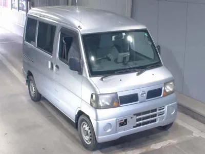 NISSAN CLIPPER VAN