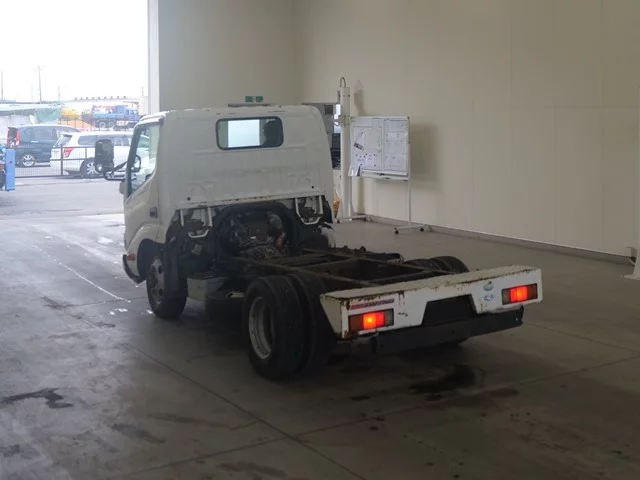 Hino Dutro  с аукциона в Японии