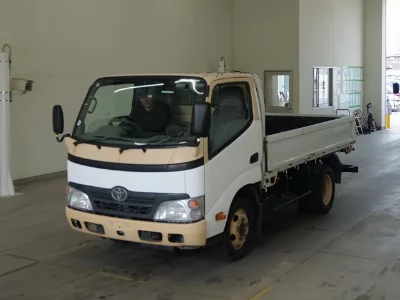 TOYOTA DYNA