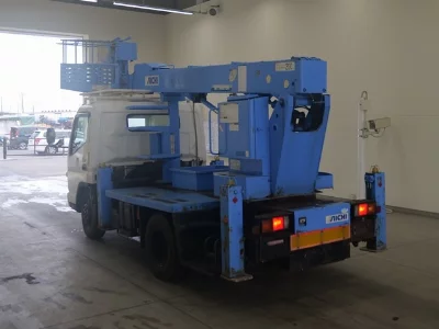 MITSUBISHI CANTER