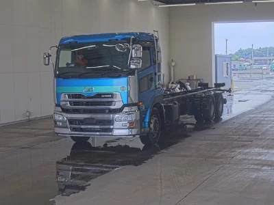 NISSAN DIESEL (UD) QUON