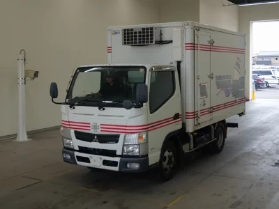 MITSUBISHI CANTER