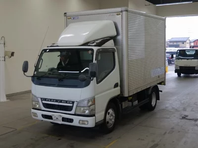 Mitsubishi Fuso Canter
