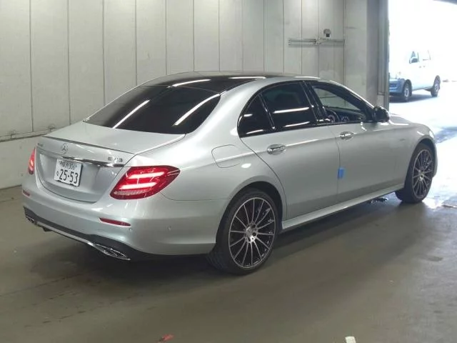 Mercedes-Benz MERCEDES AMG  с аукциона в Японии