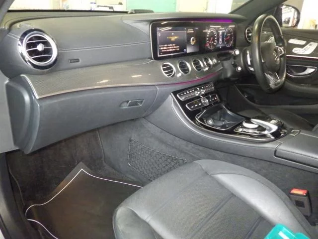 Mercedes-Benz MERCEDES AMG  с аукциона в Японии
