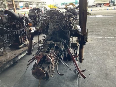 Nissan ENGINE