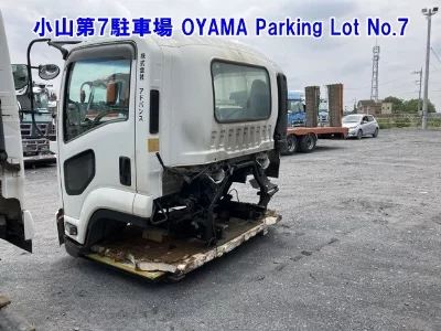 Isuzu CABIN