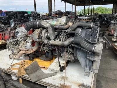 Hino ENGINE
