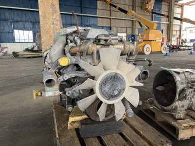 Hino ENGINE