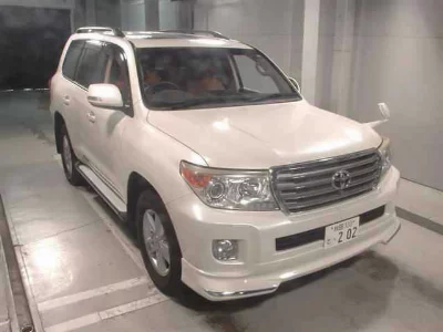 TOYOTA LAND CRUISER
