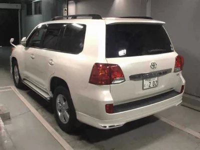 TOYOTA LAND CRUISER