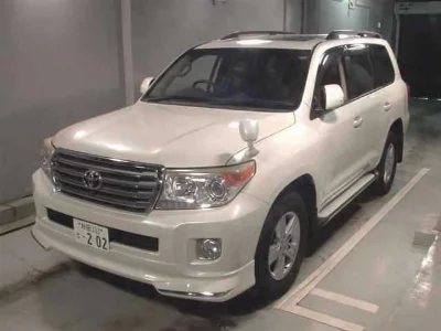 TOYOTA LAND CRUISER
