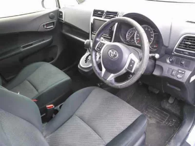 TOYOTA RACTIS