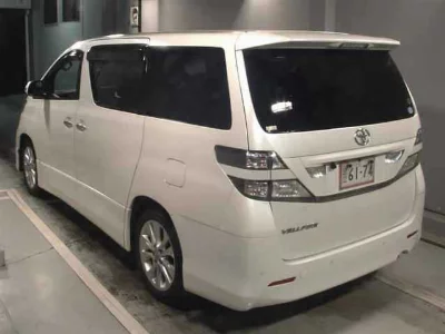 TOYOTA VELLFIRE