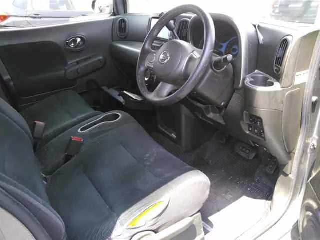 Nissan Cube  с аукциона в Японии