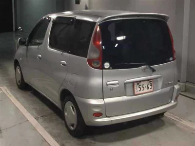 TOYOTA FUN CARGO