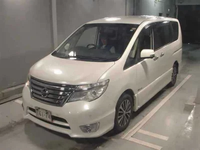 NISSAN SERENA