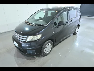 Honda Freed Spike