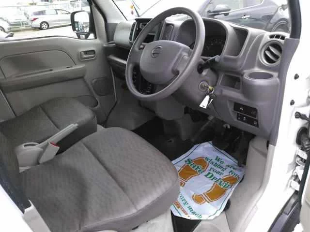 Nissan NV100 Clipper  с аукциона в Японии