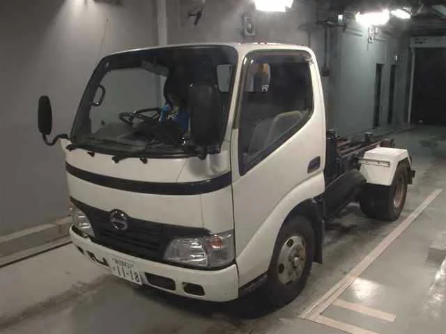 Hino Dutro  с аукциона в Японии